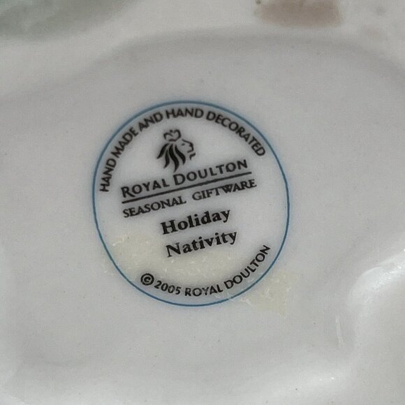 Royal Doulton 2005 Holiday Nativity Christmas Joseph 7 3/4" - Picture 6 of 6